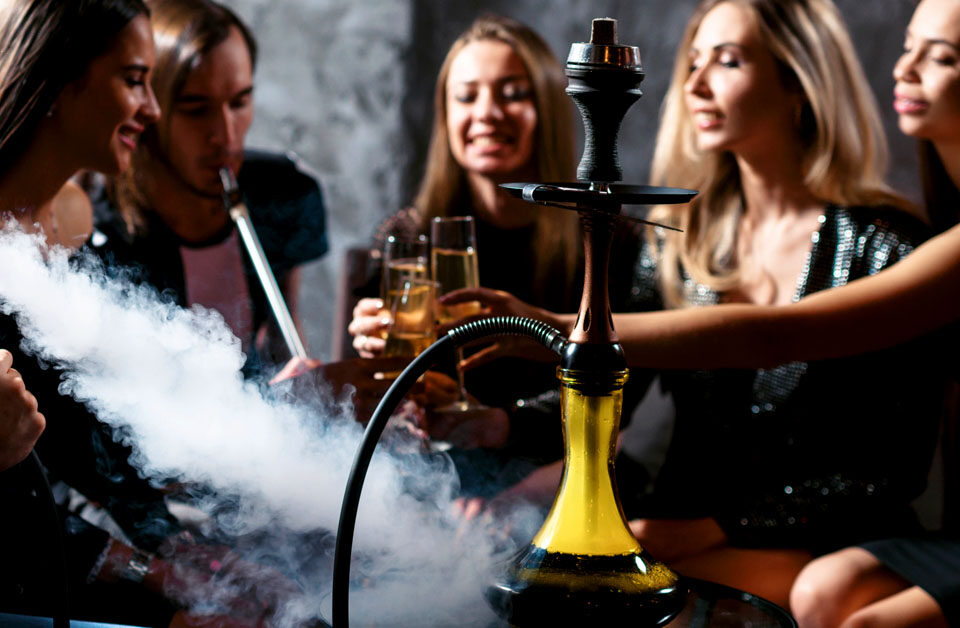 7 ESSENTIALS ΓΙΑ ΚΑΠΝΙΣΜΑ ΝΑΡΓΙΛΈ ΣΤΟ ΣΠΙΤΙ